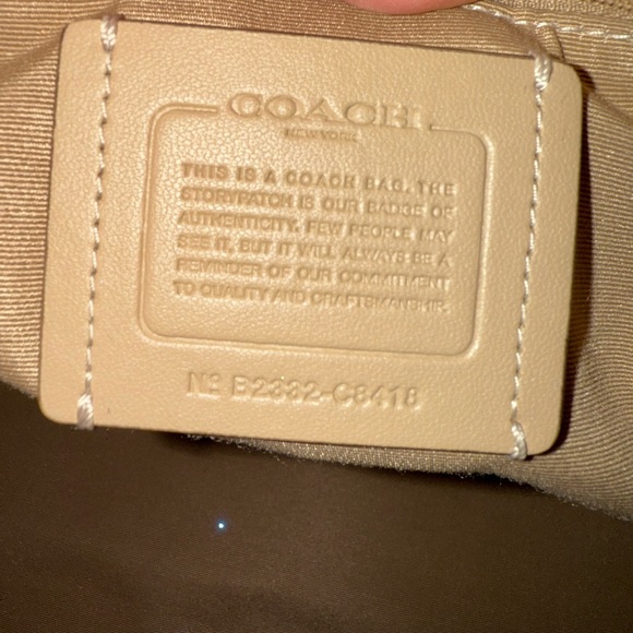 Coach Dempsey Tote 40 | Cream | Style No. C8418 - Picture 2 of 9